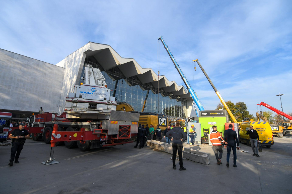 &lt;p&gt;Željeznički kolodvor u Novom Sadu - 14 poginulih građana&lt;/p&gt;