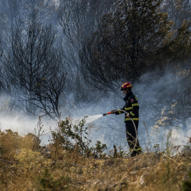 &lt;p&gt;Spaljivao biljni otpad u Vodicama pa izazvao veliki požar&lt;/p&gt;