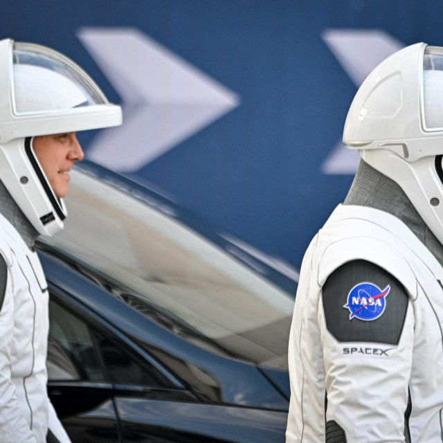 &lt;p&gt;Posada SpaceX Crew-9, Roscosmosov astronaut Aleksandr Gorbunov i NASA-in Nick Hague u svemirskom odijelima prije polijetanja iz Cape Canaverala na Floridi ove godine&lt;/p&gt;

&lt;p&gt; &lt;/p&gt;