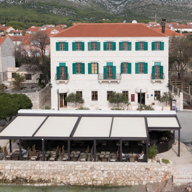 &lt;p&gt;Boutique hotel ‘Adriatic‘ u Orebiću, u vlasništvu obitelji Mikulić&lt;br&gt;