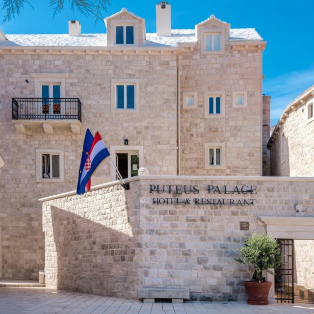 &lt;p&gt;Hotel ‘Puteus Palace Heritage‘&lt;/p&gt;