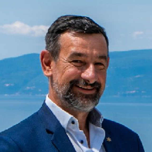 <p>Nedo Pinezić</p>