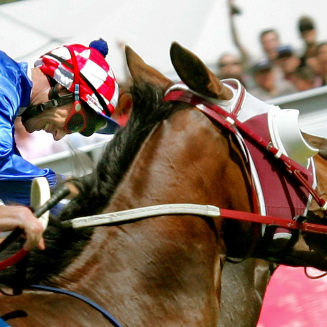 &lt;p&gt;Kao jedini konj koji je ikad uspio osvojiti Melbourne Cup čak tri puta zaredom, Makybe Diva postala je simbol izdržljivosti, brzine i taktičke briljantnosti, a njena pobjeda inspirirala je obožavatelje širom svijeta&lt;/p&gt;