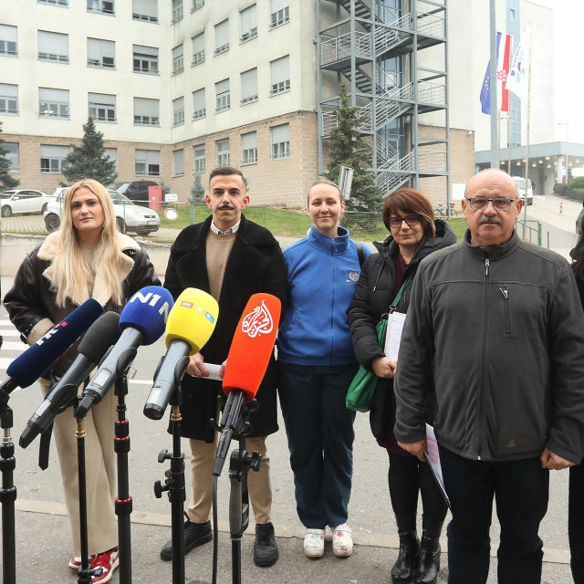 &lt;p&gt;Andrijana Lukačević, Sara Glavaš, Mihaela Tinodi, Vladimir Markus i Sanda Alić&lt;br&gt;
 &lt;/p&gt;