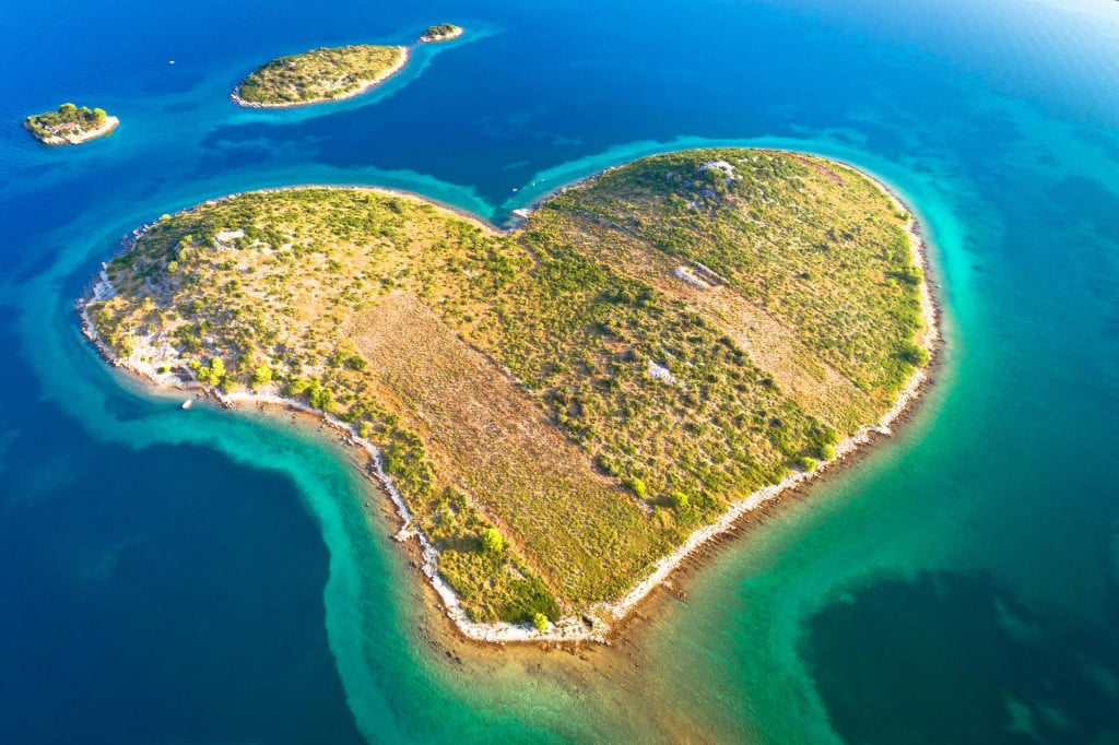 &lt;p&gt;Heart shaped island of Galesnjak in Zadar archipelago aerial view, Dalmatia region of Croatia&lt;/p&gt;