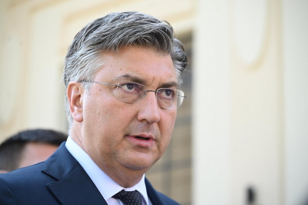 &lt;p&gt;Petrinja, 221024.&lt;br&gt;
Gradska munjara, Setaliste Kajetana Knezica 1.&lt;br&gt;
Premijer Andrej Plenkovic odrzao konferenciju za medije.&lt;br&gt;