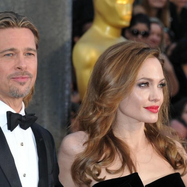 &lt;p&gt;Angelina Jolie i Brad Pitt u veljači 2012. u Hollywoodu&lt;/p&gt;