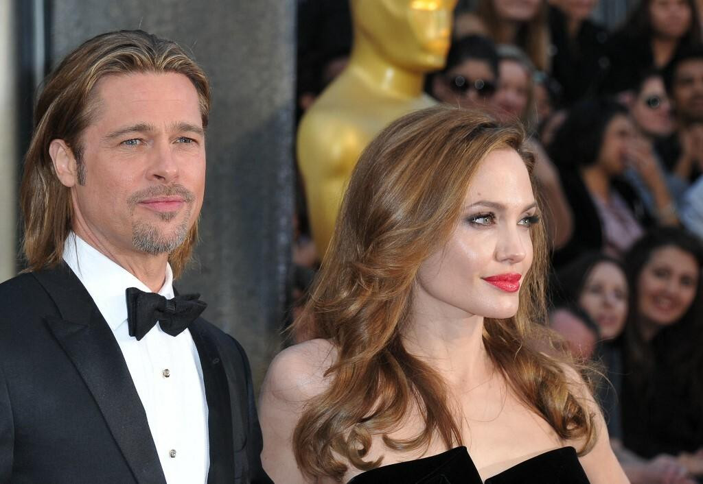 &lt;p&gt;Angelina Jolie i Brad Pitt u veljači 2012. u Hollywoodu&lt;/p&gt;