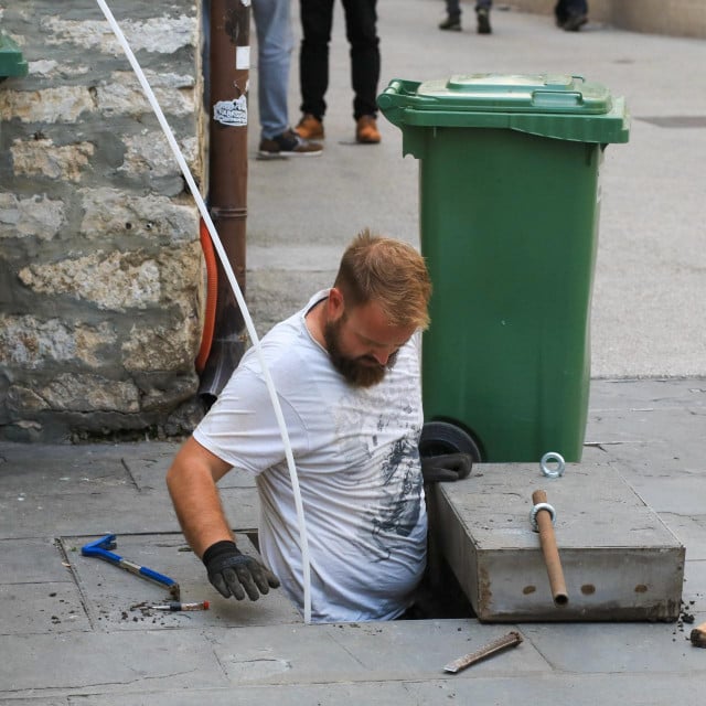 &lt;p&gt;Hrvatska se izvukla iz gospodarske rupe, ide nabolje, ali...&lt;/p&gt;