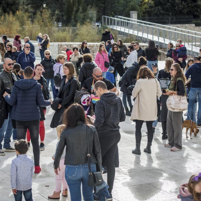 &lt;p&gt;Prije dvije godine na Poljani se održao se tihi prosvjed roditelja djece iz privatnih i vjerskih vrtića&lt;/p&gt;