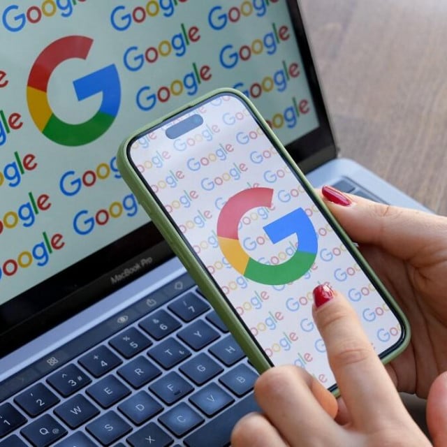 &lt;p&gt;Ministarstvo pravosuđa predlaže tektonske promjene Googleova poslovanja koje uključuje zabranu toga da Google bude zadana tražilica na pametnim telefonima i sprječavanje tvrtke da iskorištava svoj mobilni operativni sustav Android &lt;/p&gt;