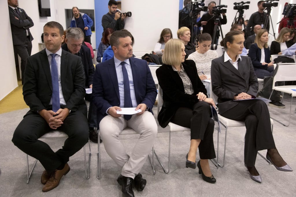 &lt;p&gt;Tomislav Kamber, Saša Manojlović, Tamara Laptoš, Sani Ljubičić&lt;/p&gt;