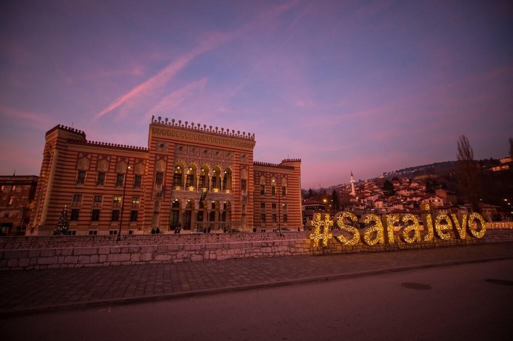 &lt;p&gt;Među sedam kulturnih institucija koje se moraju financirati jest i Nacionalna knjižnica BiH koja je ostala bez uprave, plaća i mogućnosti izdavanja ISBN-a&lt;/p&gt;