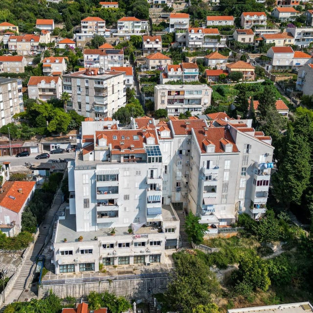 &lt;p&gt;Na sudu nije poznat slučaj isključenja nekog suvlasnika iz suvlasničke zajednice&lt;/p&gt;