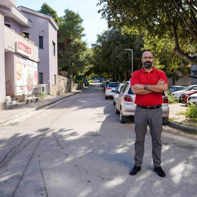 &lt;p&gt;Šibenski dogradonačelnik Danijel Mileta na području Baldekina gdje bi u siječnju trebali započeti opsežni radovi&lt;/p&gt;