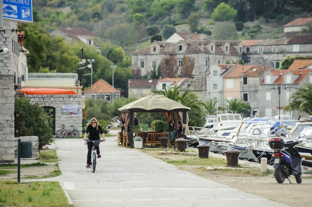 &lt;p&gt;Otočani na nogama zbog zatvaranja kioska u kojem rade brat i sestra&lt;/p&gt;