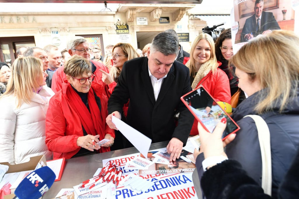 &lt;p&gt;Zoran Milanović skuplja potpise birača za podršku predsjedničke kandidature na predstojećim izborima&lt;br&gt;
 &lt;/p&gt;