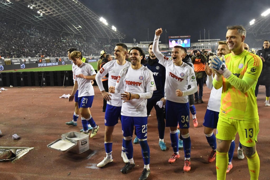 &lt;p&gt;Split, 011224.&lt;br&gt;
Stadion Poljud.&lt;br&gt;
Nogometna utakmica 15. kola SuperSport HNL-a, Hajduk - Dinamo.&lt;br&gt;
Na fotografiji: slavlje Hajduka, Filip Krovinovic, Ivan Lucic.&lt;br&gt;