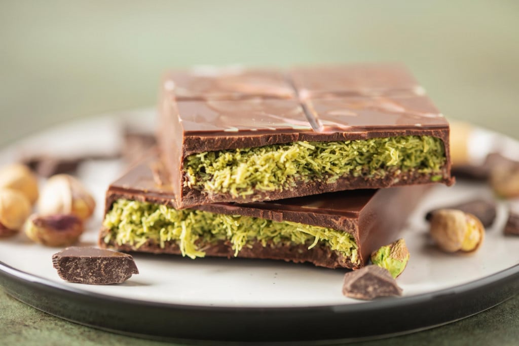 &lt;p&gt;Dubai chocolate with green kataifi and pistachio paste. Trend dessert&lt;/p&gt;