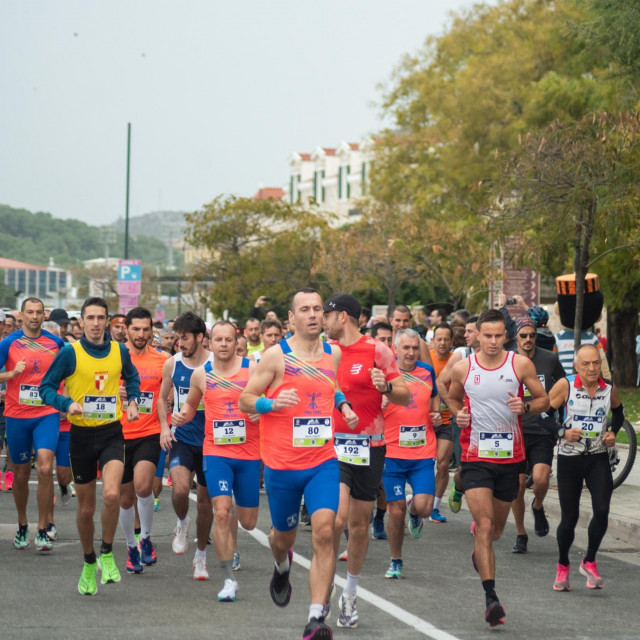 &lt;p&gt;U subotu će biti održan tradicionalni Šibenski polumaraton Runesco 2024.&lt;/p&gt;