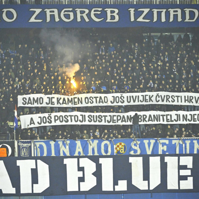 &lt;p&gt;Zagreb, 061224.&lt;br&gt;
Stadion Maksimir.&lt;br&gt;
Nogometna utakmica 16. kola Supersport HNL-a, GNK Dinamo - NK Slaven Belupo.&lt;br&gt;
Na fotografiji: BBB.&lt;br&gt;