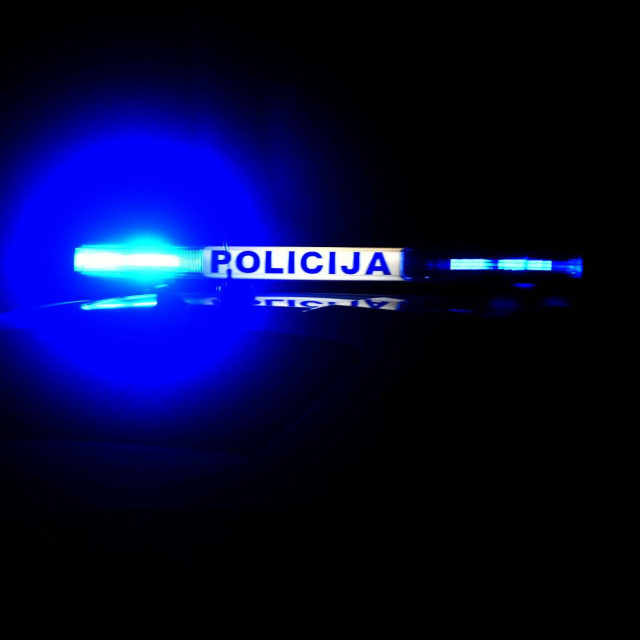 &lt;p&gt;policija policija&lt;/p&gt;