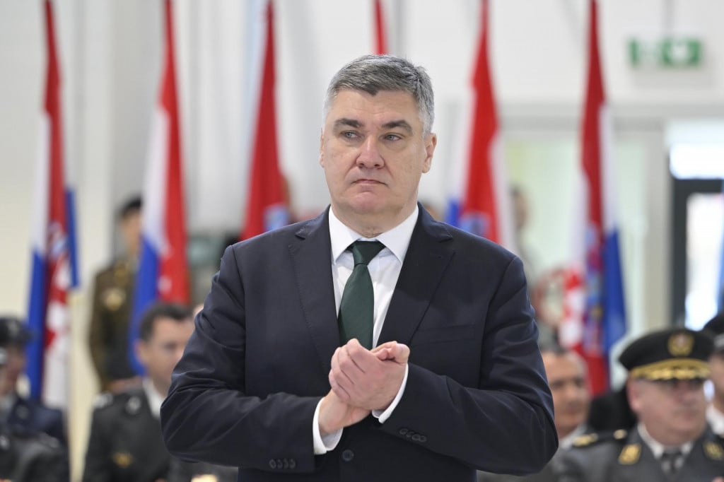 &lt;p&gt; Zoran Milanović: Hrvatska neće bez razmišljanja i po nalozima provoditi tuđe odluke, nego će biti oprezna i voditi računa o svom interesu&lt;/p&gt;