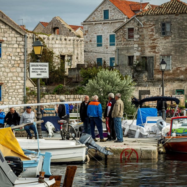 &lt;p&gt;Grad Vodice planira u Šepurinama dodatno urediti okolni prostor Nikša Stipaničev/Hanza Media&lt;/p&gt;