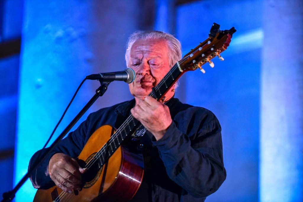 &lt;p&gt;Dubrovnik, 080823 pIbrica Jusic odrzao koncert na skalinima ispred crkve Sv.Vlaha. Na fotografiji: Ibrica Jusic.