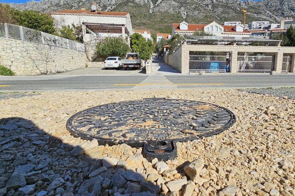 &lt;p&gt;Radovi na Aglomeraciji Dubrovnik odvijaju se na desetak lokacija diljem Dubrovnika&lt;/p&gt;