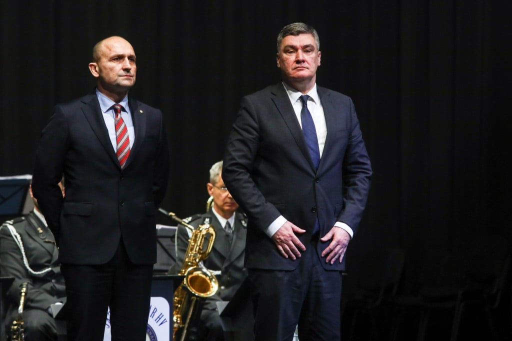 &lt;p&gt;Ministar obrane Ivan Anušić i predsjednik RH Zoran Milanović&lt;/p&gt;