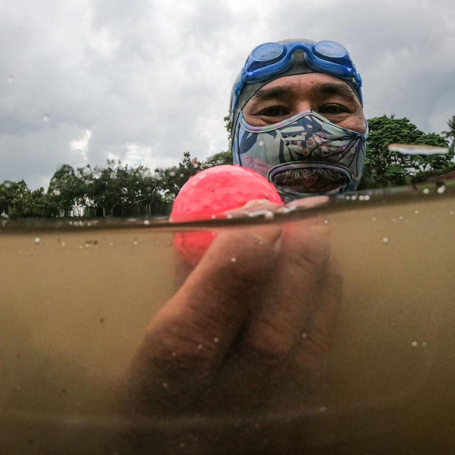 &lt;p&gt;Nova karijera malezijskog marinca&lt;/p&gt;

&lt;p&gt;(Photo by Mohd RASFAN/AFP)/To go with MALAYSIA-GOLF-ENVIRONMENT-DIVING, FOCUS by Isabelle LEONG&lt;/p&gt;