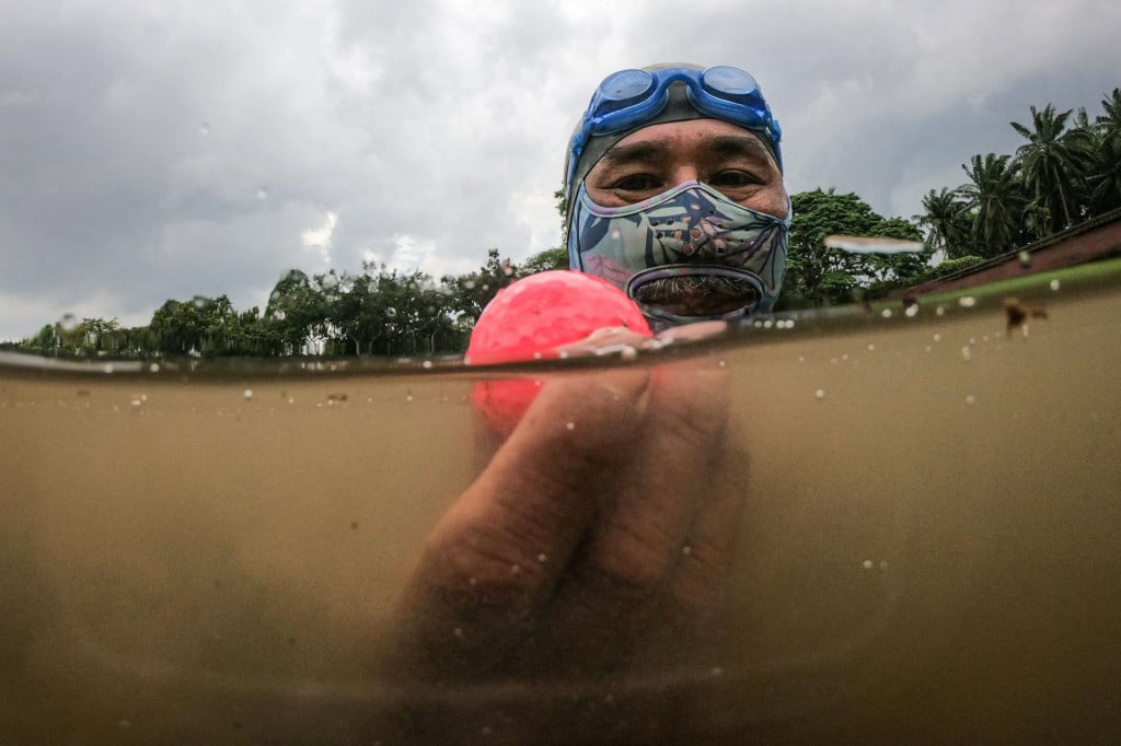 &lt;p&gt;Nova karijera malezijskog marinca&lt;/p&gt;

&lt;p&gt;(Photo by Mohd RASFAN/AFP)/To go with MALAYSIA-GOLF-ENVIRONMENT-DIVING, FOCUS by Isabelle LEONG&lt;/p&gt;