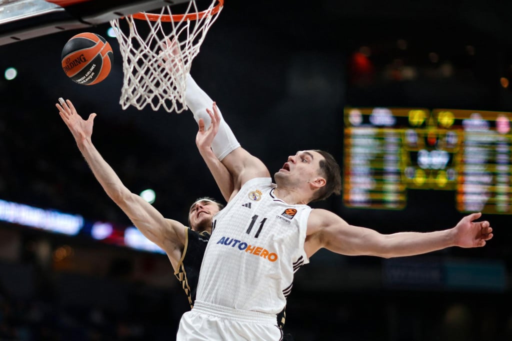 &lt;p&gt;Blokada - Mario Hezonja (Real Madrid)&lt;/p&gt;