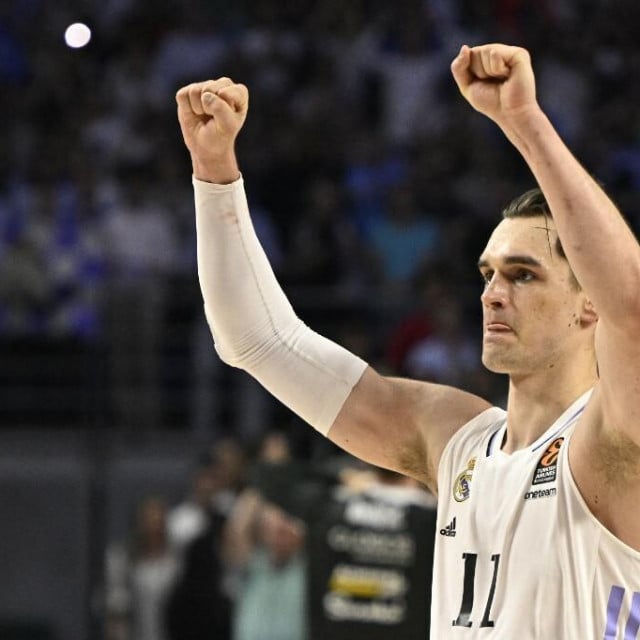 &lt;p&gt;Mario Hezonja slavi pobjedu&lt;/p&gt;