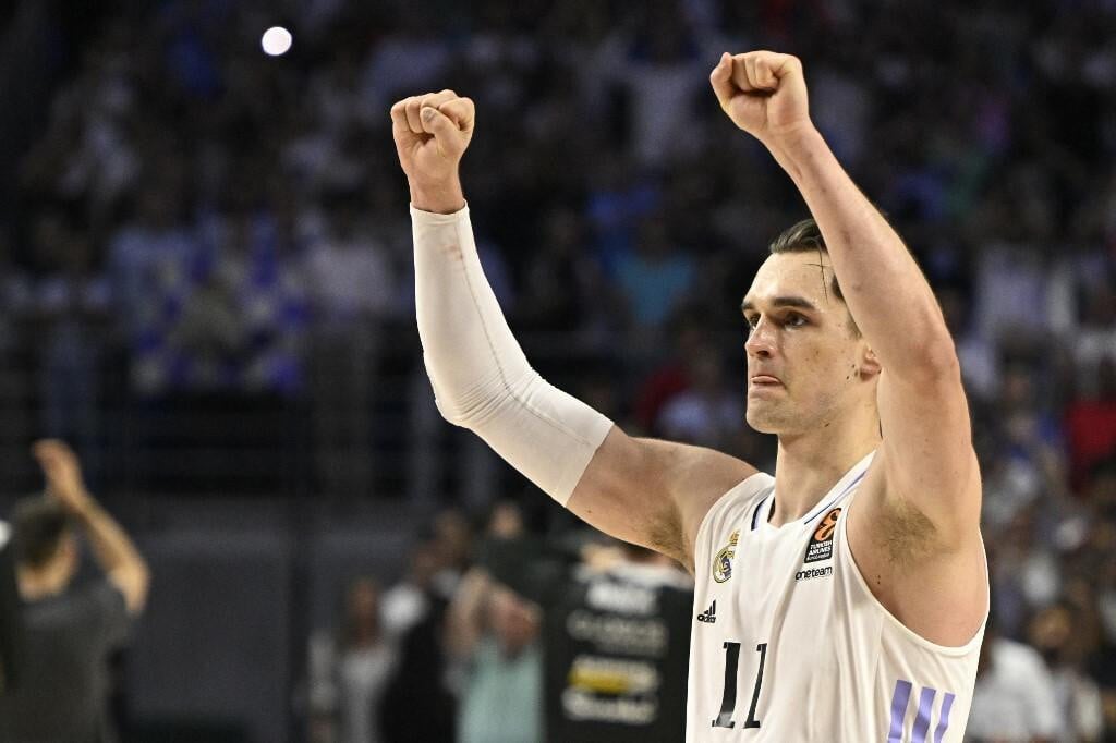 &lt;p&gt;Mario Hezonja slavi pobjedu&lt;/p&gt;