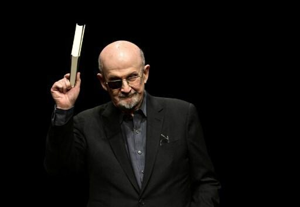 &lt;p&gt;Rushdie je zadobio petnaest uboda nožem u oko, vrat, grudi, trbuh i ruku&lt;/p&gt;