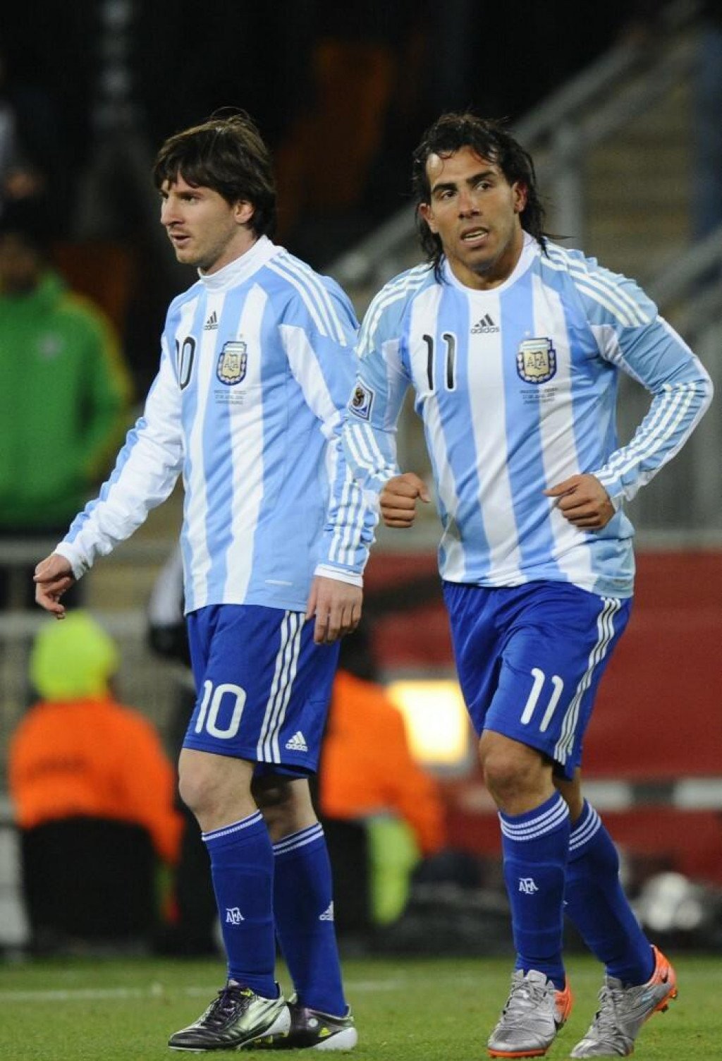 &lt;p&gt;Carlos Tevez (desno) i Leo Messi&lt;/p&gt;