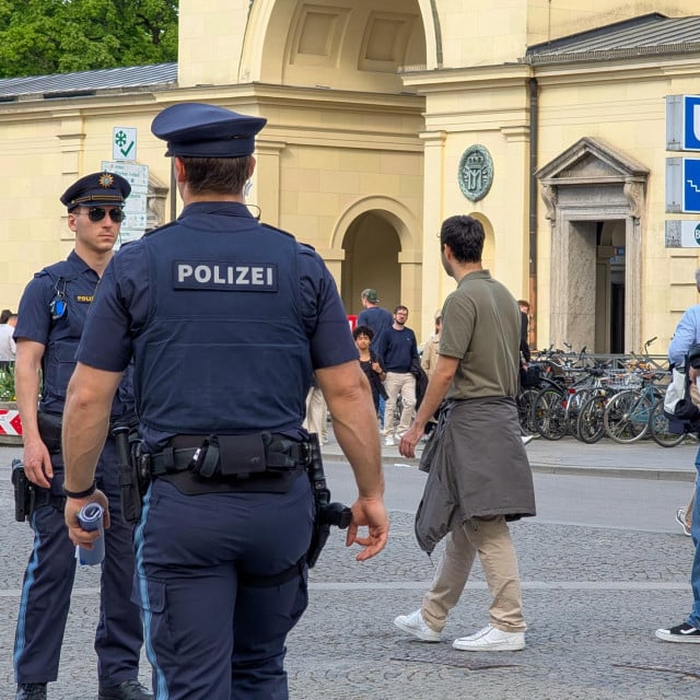 <p>Njemački policajci, ilustracija</p>