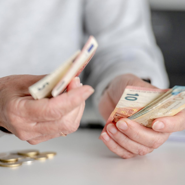 <p>Tijekom nekoliko uplata uložila je ukupno 150.000 eura, no nikada nije primila isplatu</p>