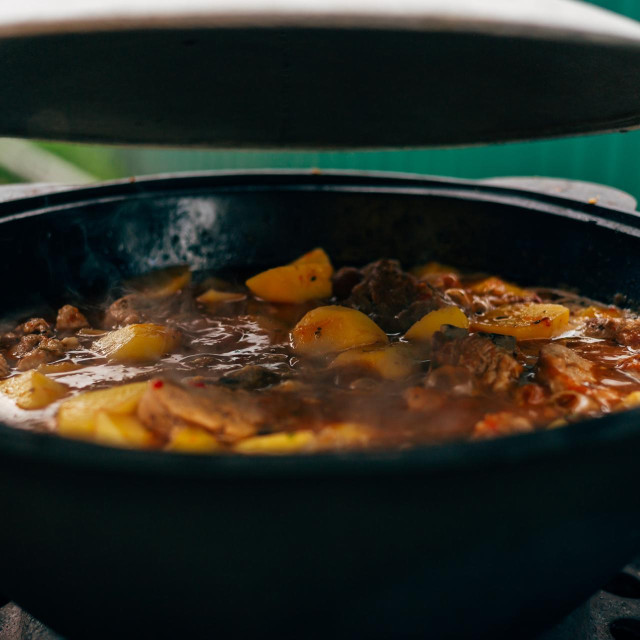 30584151