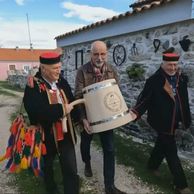 <p>Najveća bukara na svijetu</p>