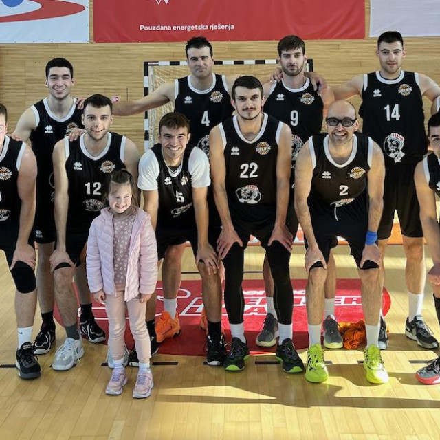 <p>Studentski ko&scaron;arka&scaron;ki klub &Scaron;ibenik</p>