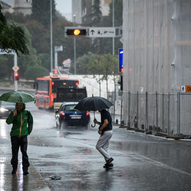 30249976