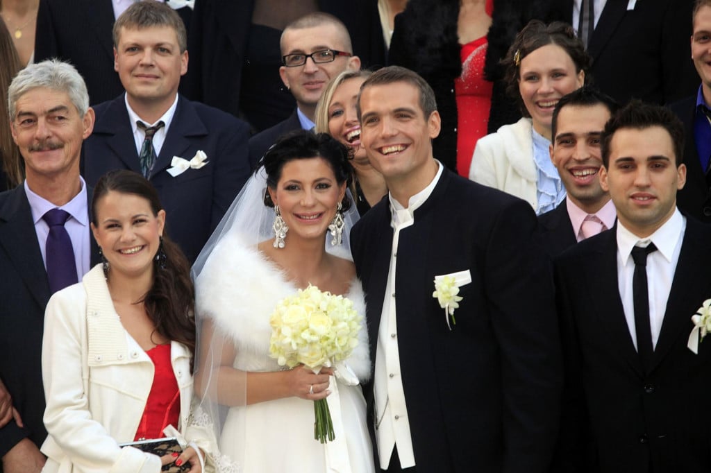 <p>Dino Bubičić bio je i suprug nekada&scaron;nje Miss Universe Ivane Paris</p>