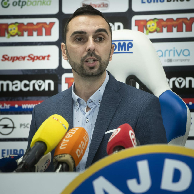 <p>Ivan Kepčija</p>