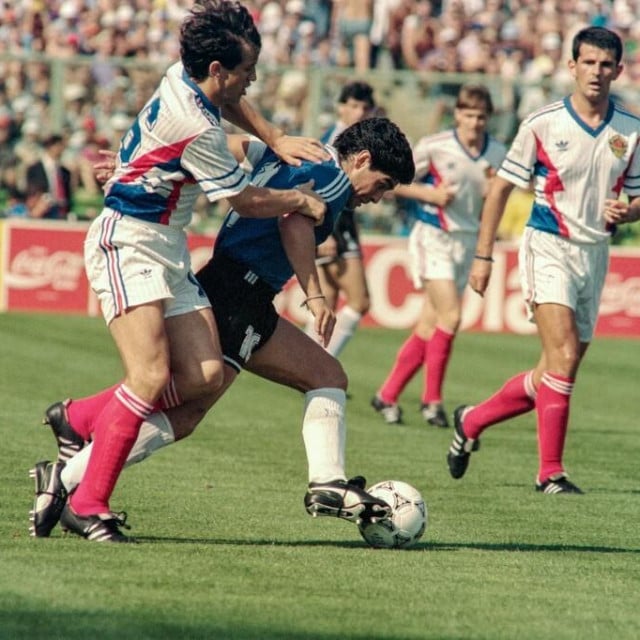 <p>Kadrovi s utakmice Argentina - Jugoslavija na Svjetskom prvenstvu 1990. godine</p>