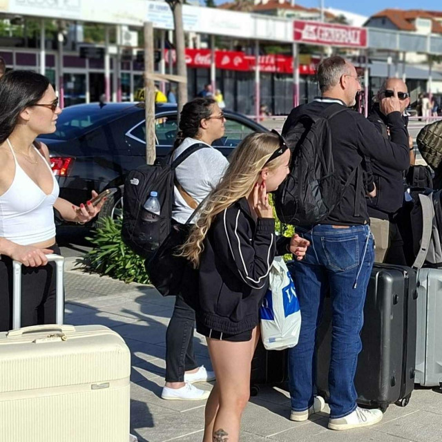 <p>Turisti u Splitu</p>