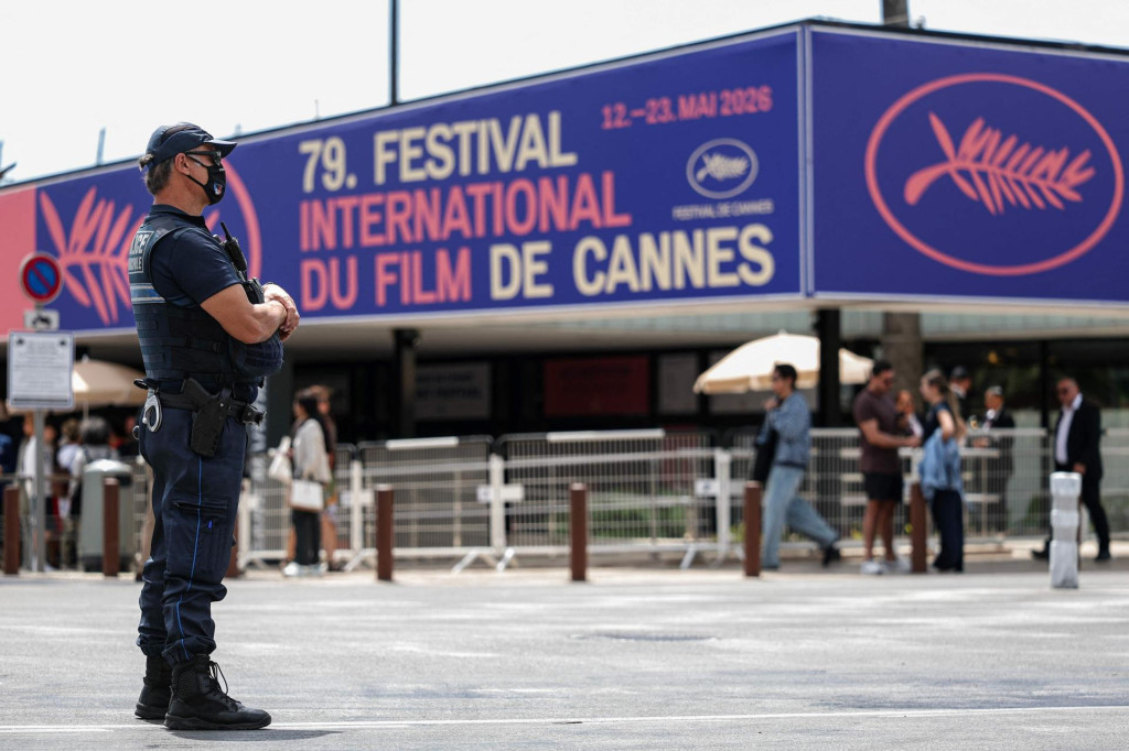 <p>Policija na Boulevard de la Croisette</p>