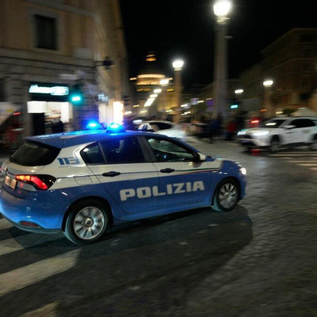 <p>Talijanska policija</p>